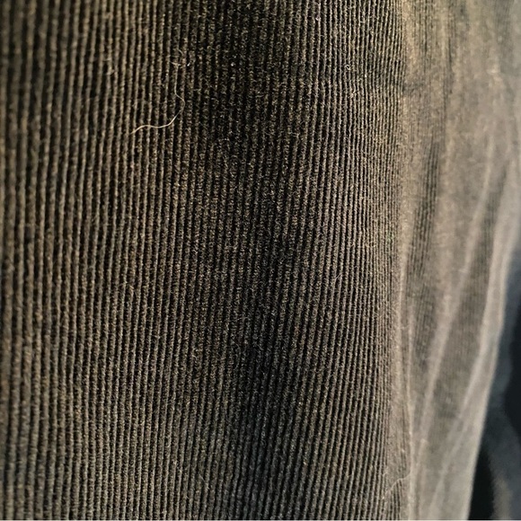 Perry Ellis men's size 36W/32L Black flat front modern fit corduroy pants - Picture 6 of 6